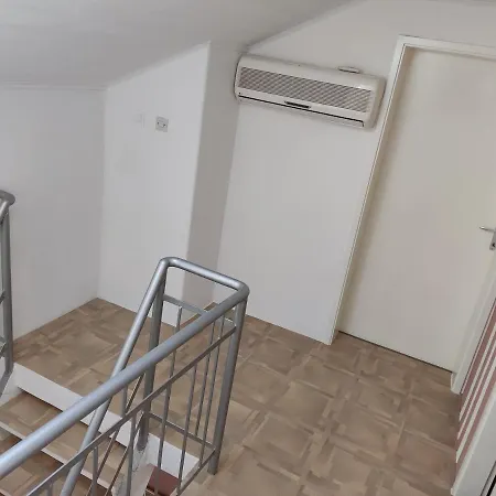 Nyaraló Mala Venecija House Vranjic