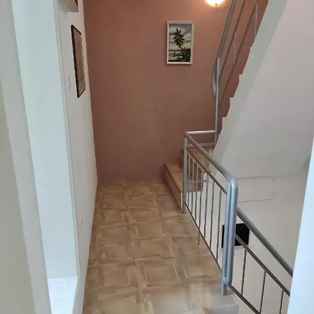 Nyaraló Mala Venecija House