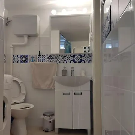 Mala Venecija House * Vranjic